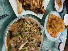 -鹤乡东北菜(崮山路店)