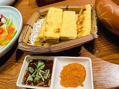 -老滇山寨•云南特色菜•地方菜•民族风情歌舞表演(金碧店)