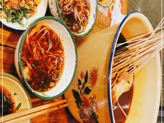 -拈签一笑黄牛肉辣卤串串