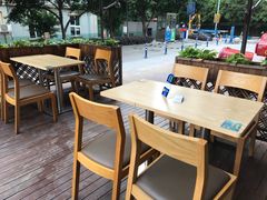 露天位-尊宝比萨(南桥寺店)