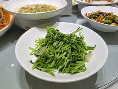 -鸭王烤鸭店(三里河店)