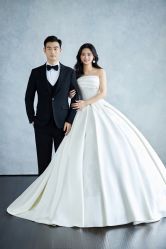 -花里花间摄影工作室