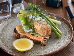 炸海鲈鱼三明治-BOR Eatery(安福路店)