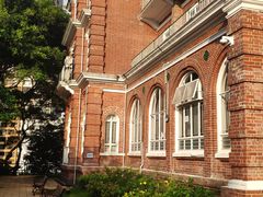 -香港大学