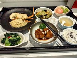 -萌诺尊享(外滩店)