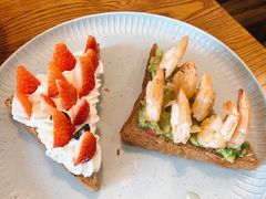 鲜虾牛油果草莓-AFS Cafe & Canteen(闽江二路店)