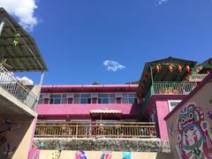 -百里峡七彩艺术小镇