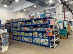 -逝水玩具折扣店