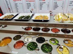 自助调料区-海底捞火锅(松雷店)