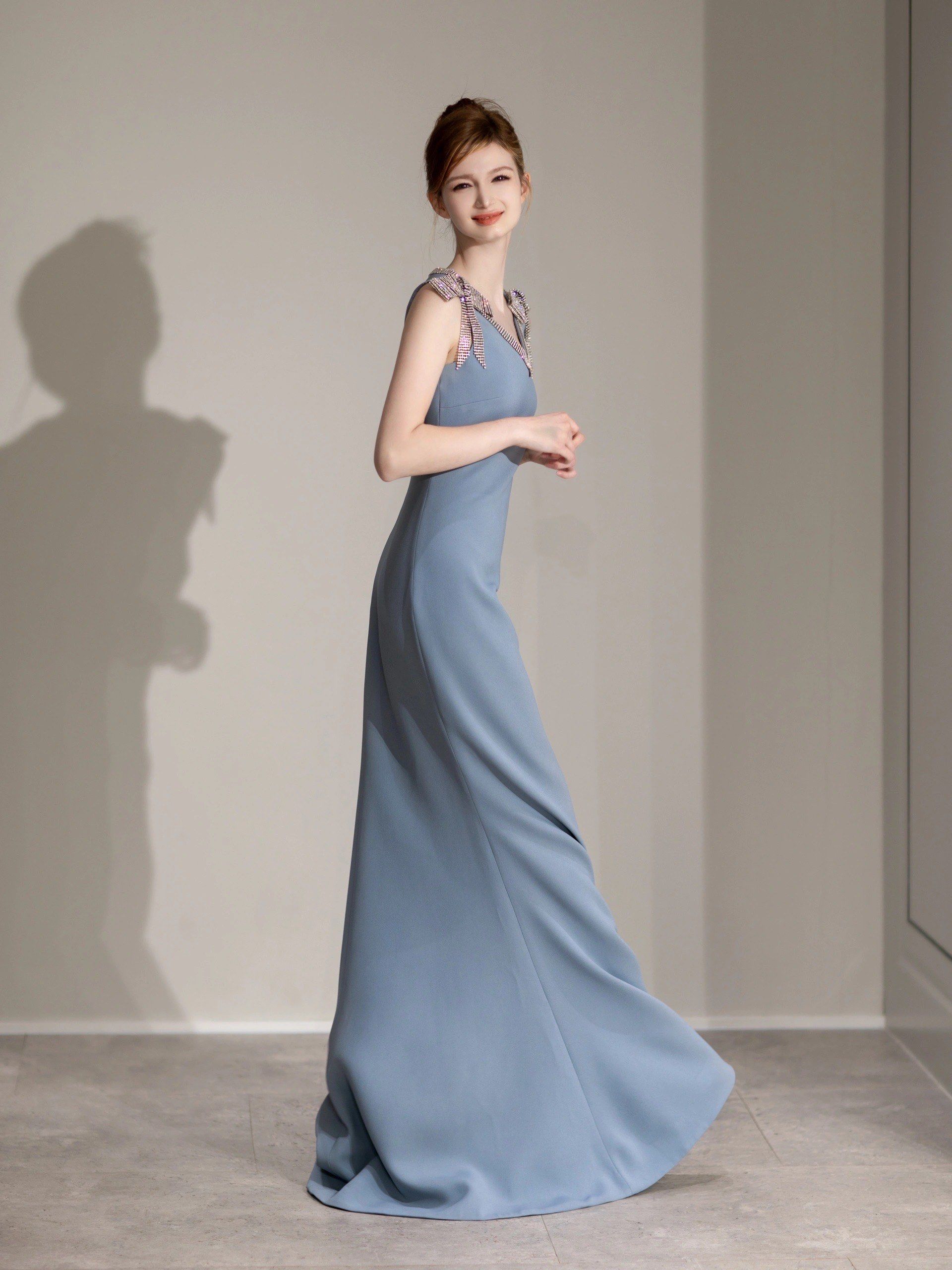 散发着无声高级感.我的漂亮只献给自己 高定礼服