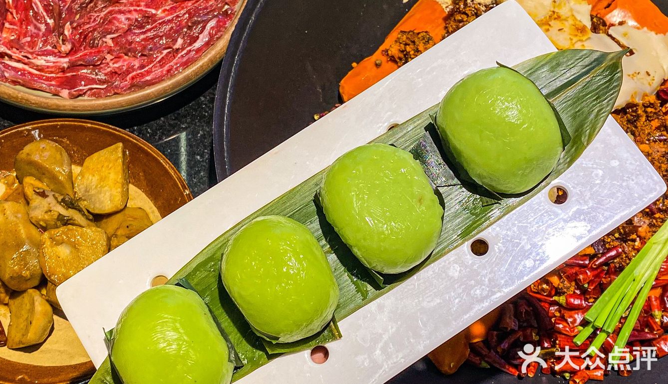 穿城三十公里也要来吃的老火锅！五彩冰粉绝绝子！