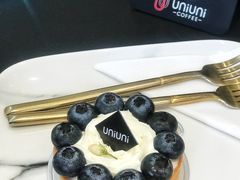 -UNI UNI(环亚凯瑟琳店)