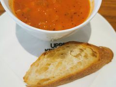 意式番茄蔬菜汤-UPPER KITCHEN(延安路店)