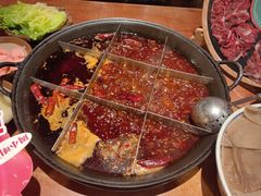 -周小明火锅(黑金冠社区店)