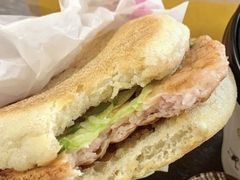 -麦当劳(宝山大厦店)