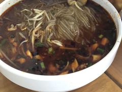 帽结子肥肠粉-白家高记肥肠粉(总店)