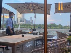 -MONICH牛排融合餐厅(和义大道购物中心店)