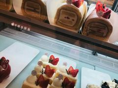 -花花卷卷·鲜食蛋糕(静安久光百货店)