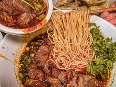 -李与白包子铺(桐梓林店)