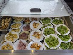 -万记麻辣烫国展总店