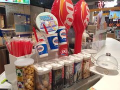 零售区-DQ·蛋糕·冰淇淋(西城红场店)