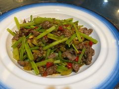 小炒黄牛肉-e格私厨·团建聚餐·私房菜(南山店)
