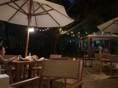 -三亚艾迪逊酒店·海滩烧烤 BARBACOA·现场乐队·浪漫晚餐·烧烤海鲜