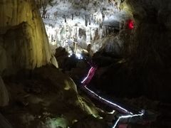 -巴马水晶宫