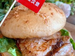 -必胜客(白广路店)