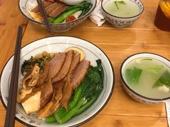 狮头牌鹅肉拼大肠饭-狮头牌卤味研究所·卤味饭(花城汇南区店)
