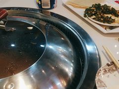 -哈尔滨烧烤·山河村铁锅炖(交大店)