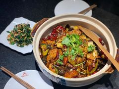 -俏巴妹烤鱼香锅(奥体店)