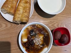 -三好食堂(煎饺·馄饨·肉饼米线·盛世广场店)
