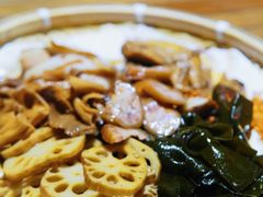 卤味拼盘-辣得叫湘菜(观海卫店)