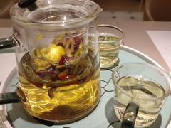 -荷花亭·湖北融合菜(中商广场店)