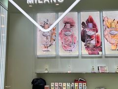 -PRADA普拉达(国际广场店)