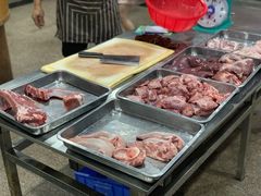 -标记美食新鲜猪杂(兴南大道店)