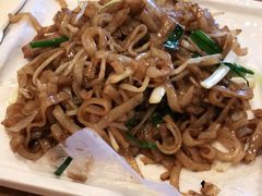 干炒牛河-粤仔湾砂锅粥(广益哥伦布店)