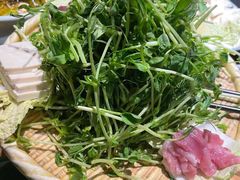 黑猪灼泉水时蔬-吃饭皇帝大(合生汇店)