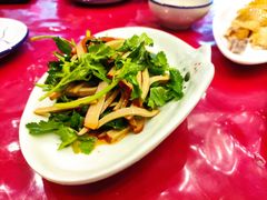 凉拌豆干-侬佳蒸菜馆(听潮店)