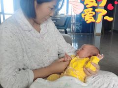 -爱的果实月嫂育婴师(世纪东方店)