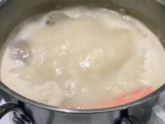 -红鼎豆捞·非遗鲍皇汤火锅(宝丰路店)