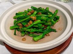 -贝勒爷·酥不腻烤鸭