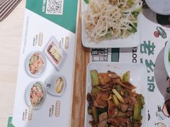 -老乡鸡(上海白玉兰广场店)