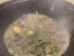 -万里闯关东铁锅炖菜馆(高新旗舰店)