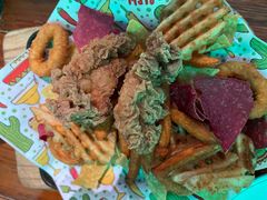 -Famous肥猫墨西哥音乐餐吧(五棵松华熙LIVE店)