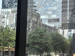 -斯普汇生蚝牛排馆(中骏世界城店)