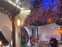 -荷塘秋月·本帮江浙菜(国权路店)