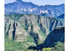 -周口店坡峰岭风景区