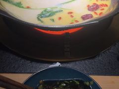 -湊湊火锅·茶憩(上海合生汇店)